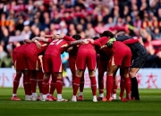 开云体育app-球场上演激烈厮杀，团队拼搏拼尽全力