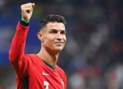 开云体育平台APP-意大利队在欧国联比赛中遭遇惨败，球迷心碎！