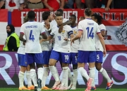 开云体育app-法国足球队士气高涨准备备战重要比赛