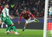 开云体育入口-罗马遭遇连败，欧冠席位岌岌可危