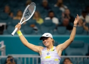 开云体育官方网站-ATP总决赛轻取温网，蒂姆状态火热的简单介绍