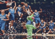 开云体育中国-利物浦4-0AC米兰，戈麦斯戴帽，欧冠半决赛上演后卫传奇