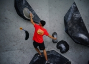 开云体育登录-飞檐走壁，比赛两队过招门儿清利索，球员高楼枕地