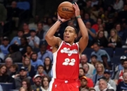 开云官网-灰熊队员突破个人极限，带队征战前行