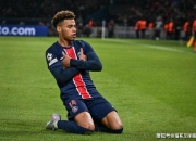 开云体育官网-包含年轻球员表现抢眼，经典比赛掀起轰动的词条