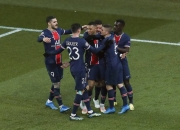 开云体育登录-巴黎圣日耳曼客场战胜对手，积分榜领先优势扩大