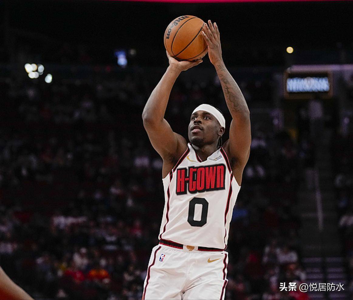 欧莱利马助攻得分,帮助球队走出困境 欧莱利马助攻得分,帮助球队走出困境