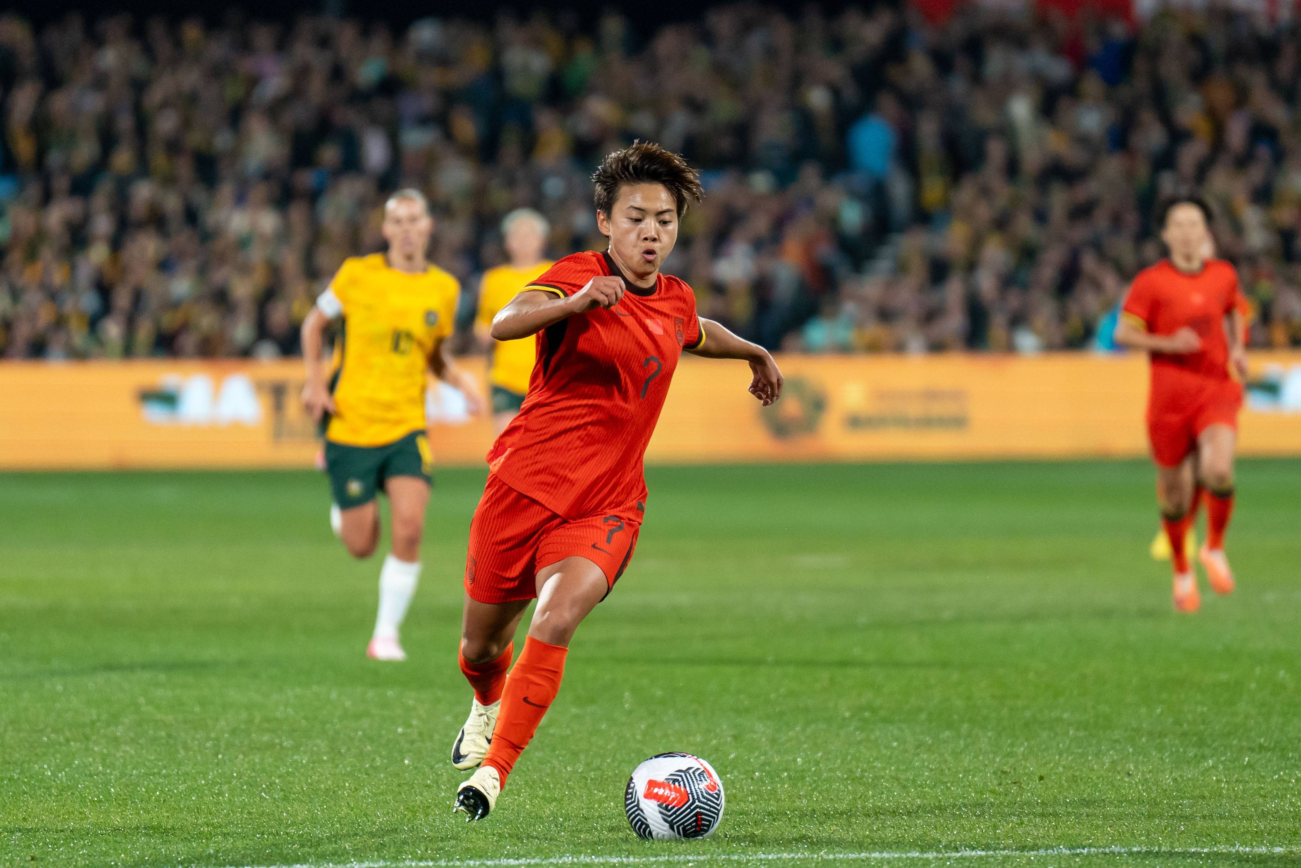 包含新赛季女足联赛首轮比赛结果出炉,球队实力暴露的词条 包含新赛季女足联赛首轮比赛结果出炉,球队实力暴露的词条