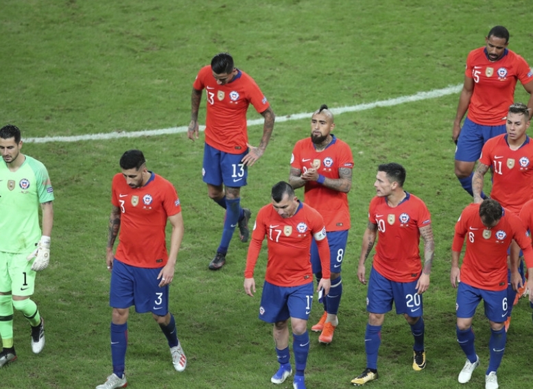 关于西班牙队大比分击败智利,美洲杯决赛临近的信息 关于西班牙队大比分击败智利,美洲杯决赛临近的信息