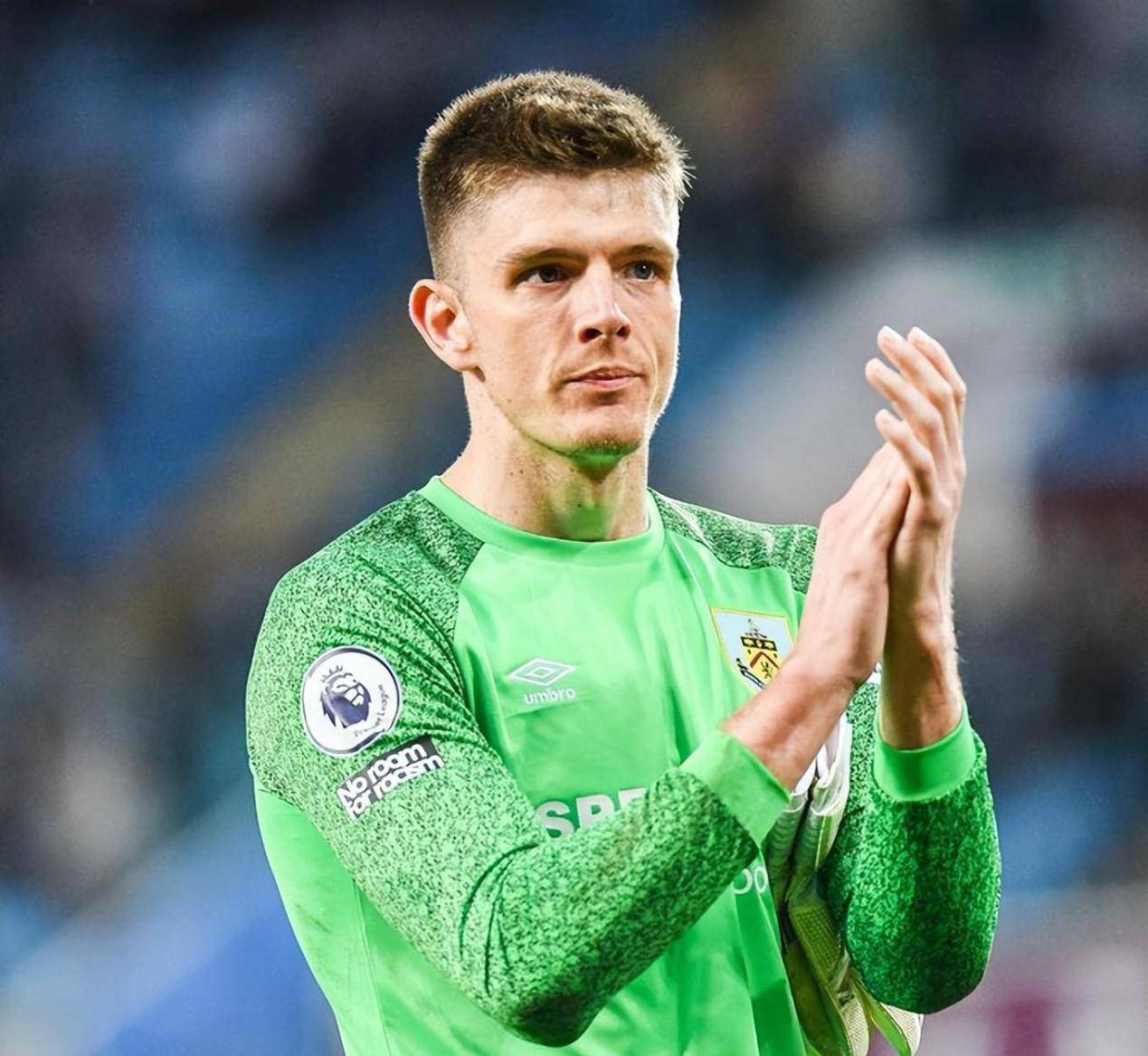 利物浦球员争夺加盟沙尔克,引发关注 利物浦球员争夺加盟沙尔克,引发关注