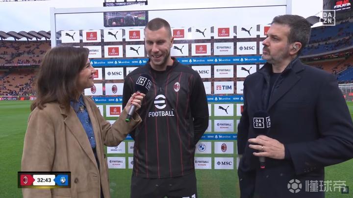 魔术后卫福尼尔在比赛中发挥出色 魔术后卫福尼尔在比赛中发挥出色