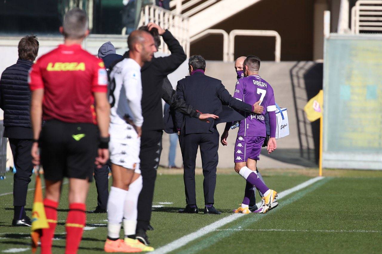 包含佛罗伦萨主场大胜贝内文托,保持稳定的词条 包含佛罗伦萨主场大胜贝内文托,保持稳定的词条