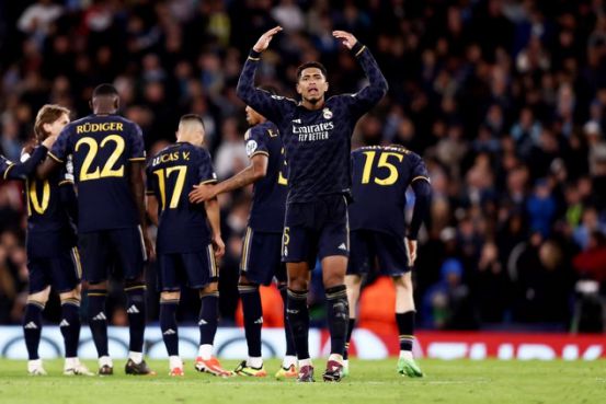 包含皇家马德里遭遇惨败,欧冠卫冕火力不足!的词条 包含皇家马德里遭遇惨败,欧冠卫冕火力不足!的词条