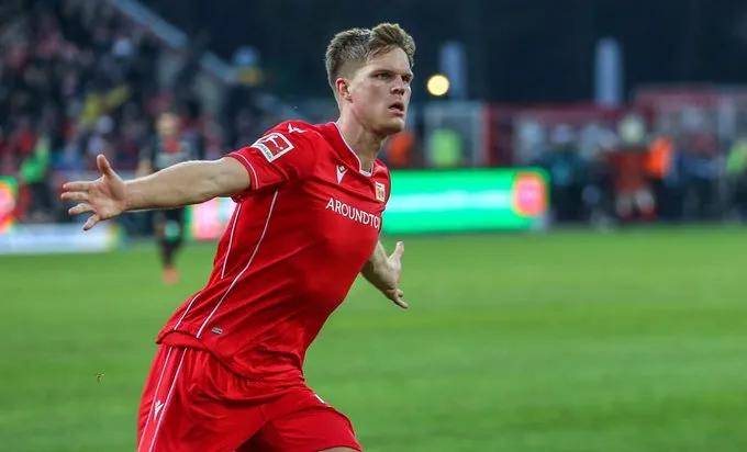 沙尔克主场失利,连败局面难改变 沙尔克主场失利,连败局面难改变