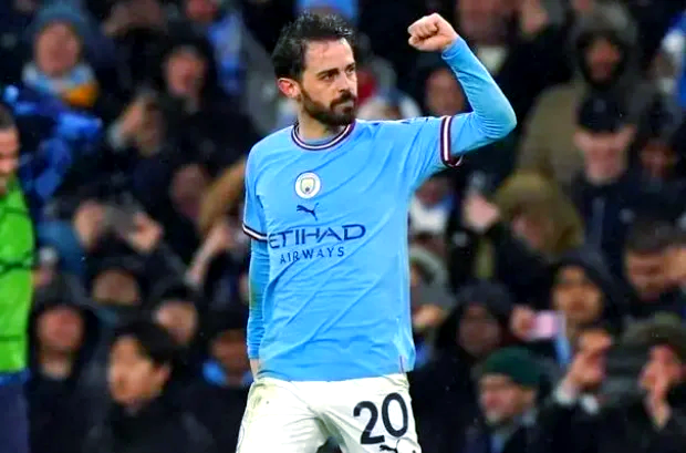 曼城备战莱斯特城,功亏一篑 曼城备战莱斯特城,功亏一篑