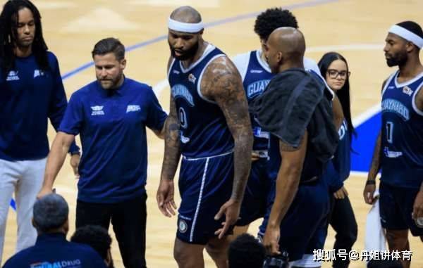 波多黎各篮球明星伊万至致敬篮坛传奇科比布莱恩特 波多黎各篮球明星伊万至致敬篮坛传奇科比布莱恩特