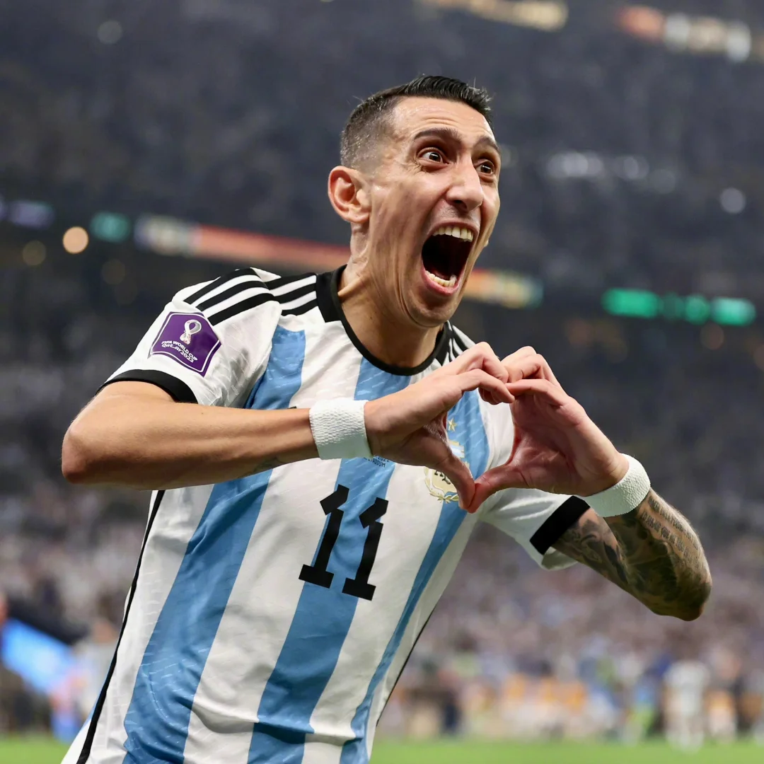 包含热血足球场上的悬念不断升级的词条 包含热血足球场上的悬念不断升级的词条