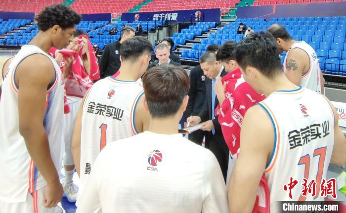 关于四川队关键时刻发挥稳定的信息 关于四川队关键时刻发挥稳定的信息