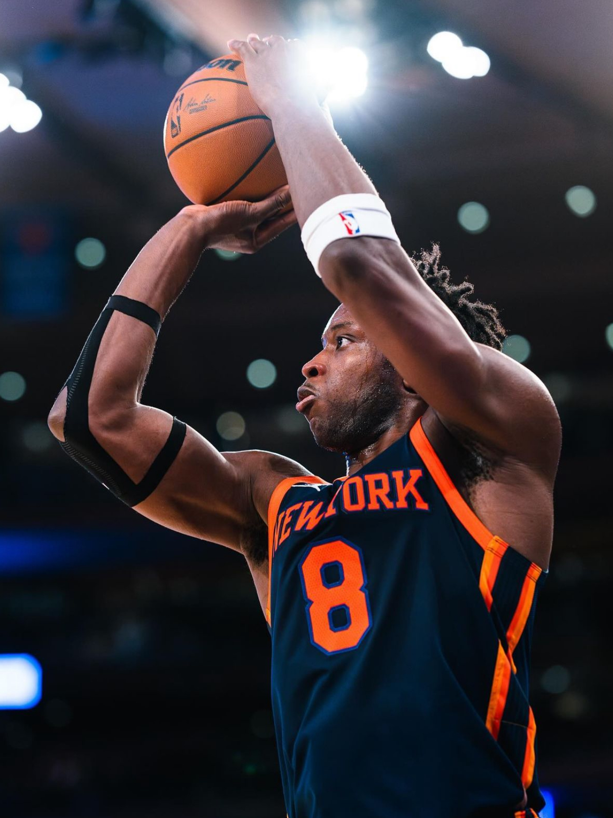 瓦努阿图选手大力出奇迹