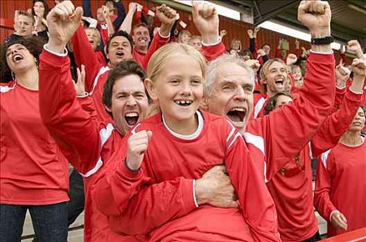 甘冈客场惨败,球迷呼吁全队团结 甘冈客场惨败,球迷呼吁全队团结