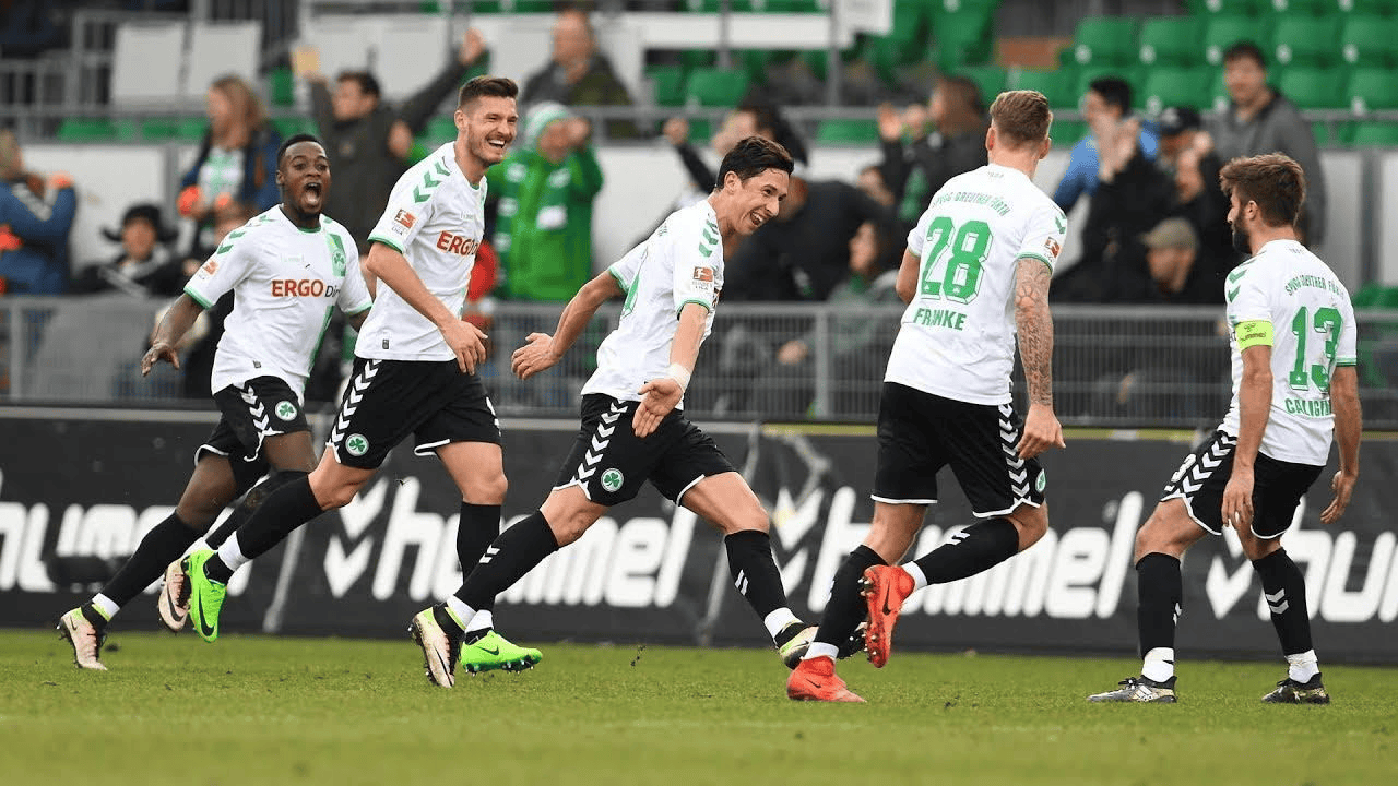 霍芬海姆队遭遇客场失利,遭遇两连败 霍芬海姆队遭遇客场失利,遭遇两连败