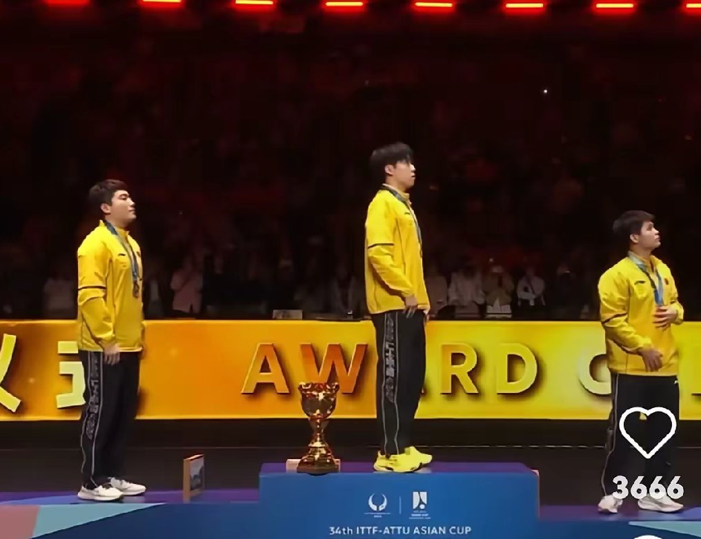 包含双方精彩较量战术对决，赛场气氛火爆的词条