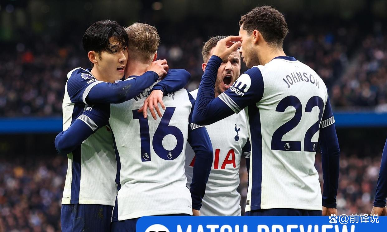 伯恩茅斯队员发挥稳定,赢得关键比赛 伯恩茅斯队员发挥稳定,赢得关键比赛