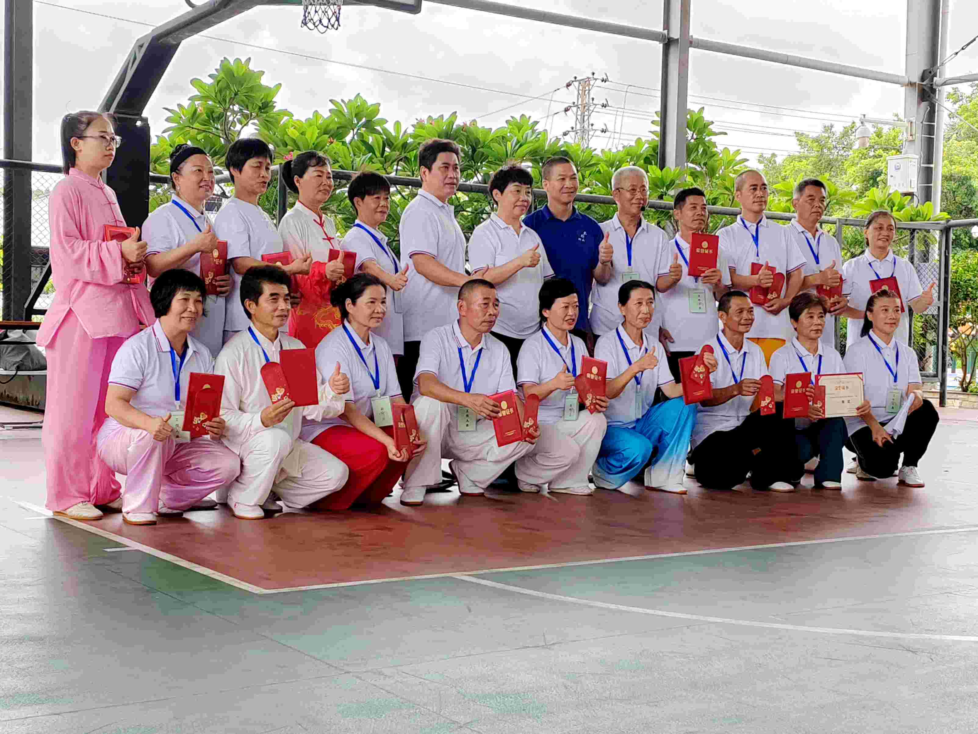 世界各地运动员齐聚一堂,相互切磋技艺 世界各地运动员齐聚一堂,相互切磋技艺