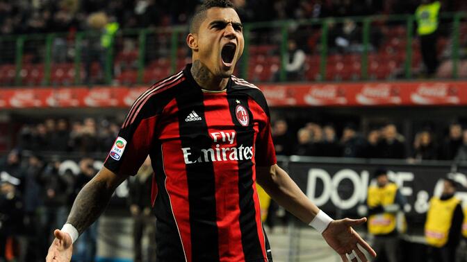 博阿滕成为防守屏障,保护球门不失 博阿滕成为防守屏障,保护球门不失