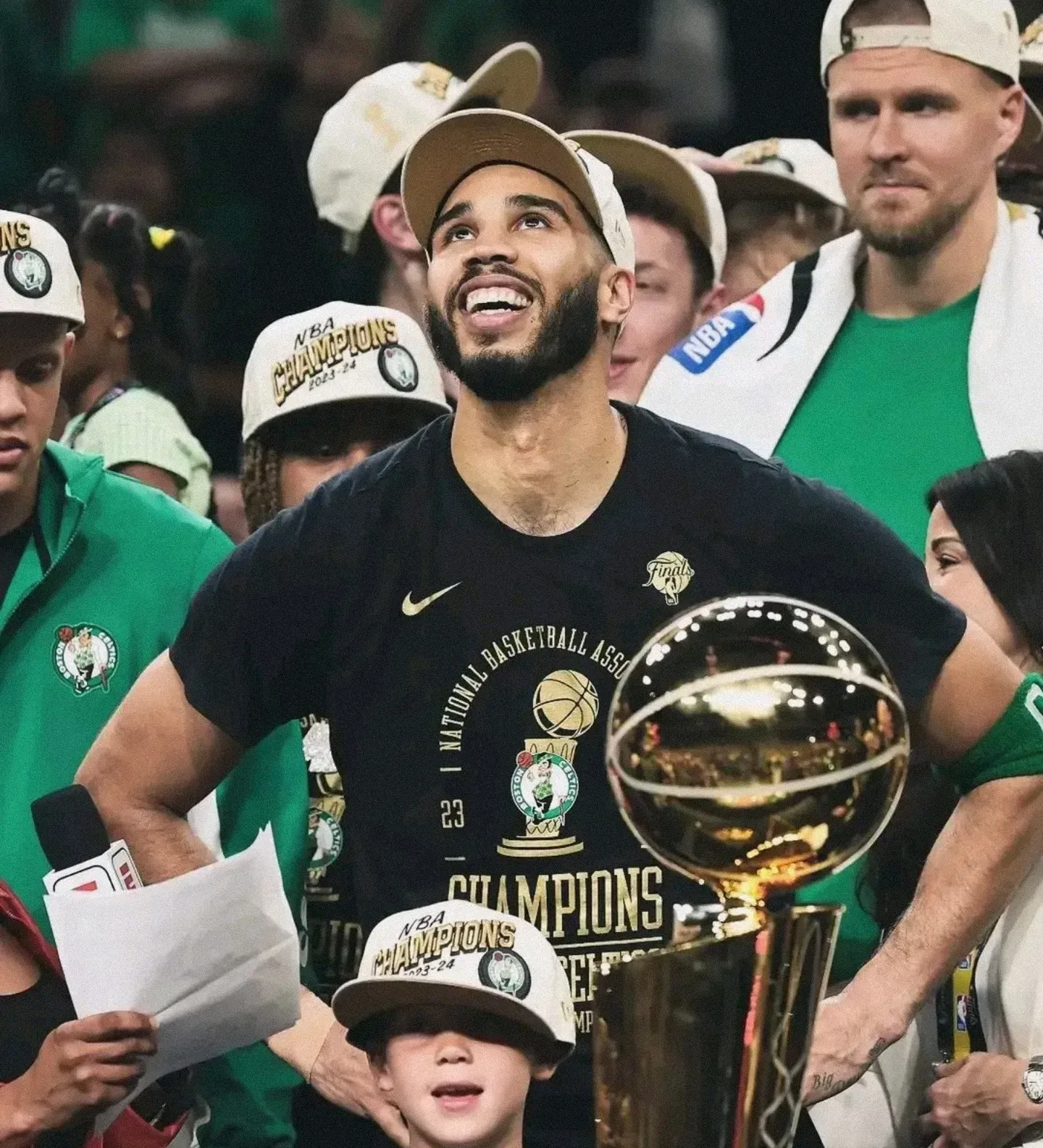 包含凯尔特人再遭溜马击败,战绩下滑令人担忧的词条 包含凯尔特人再遭溜马击败,战绩下滑令人担忧的词条