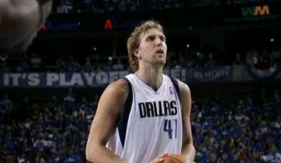 球员跳战不断,书写属于自己的传奇 球员跳战不断,书写属于自己的传奇