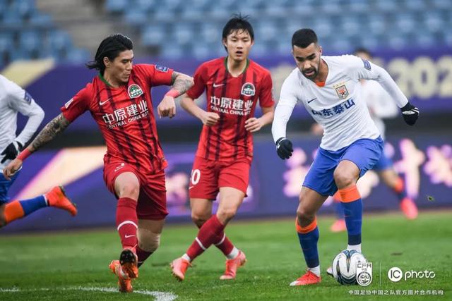 首尔队在比赛中遭遇困境,顽强战斗出局 首尔队在比赛中遭遇困境,顽强战斗出局