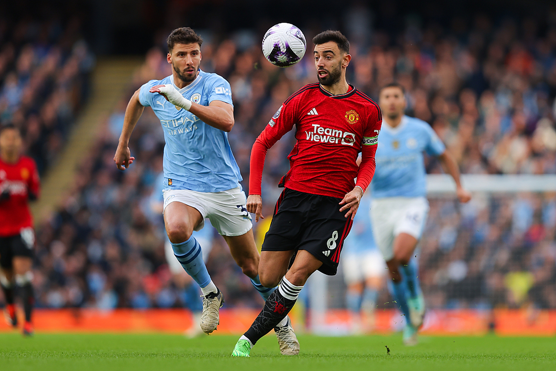 曼城客场惜败,陷入防线问题亟待解决 曼城客场惜败,陷入防线问题亟待解决