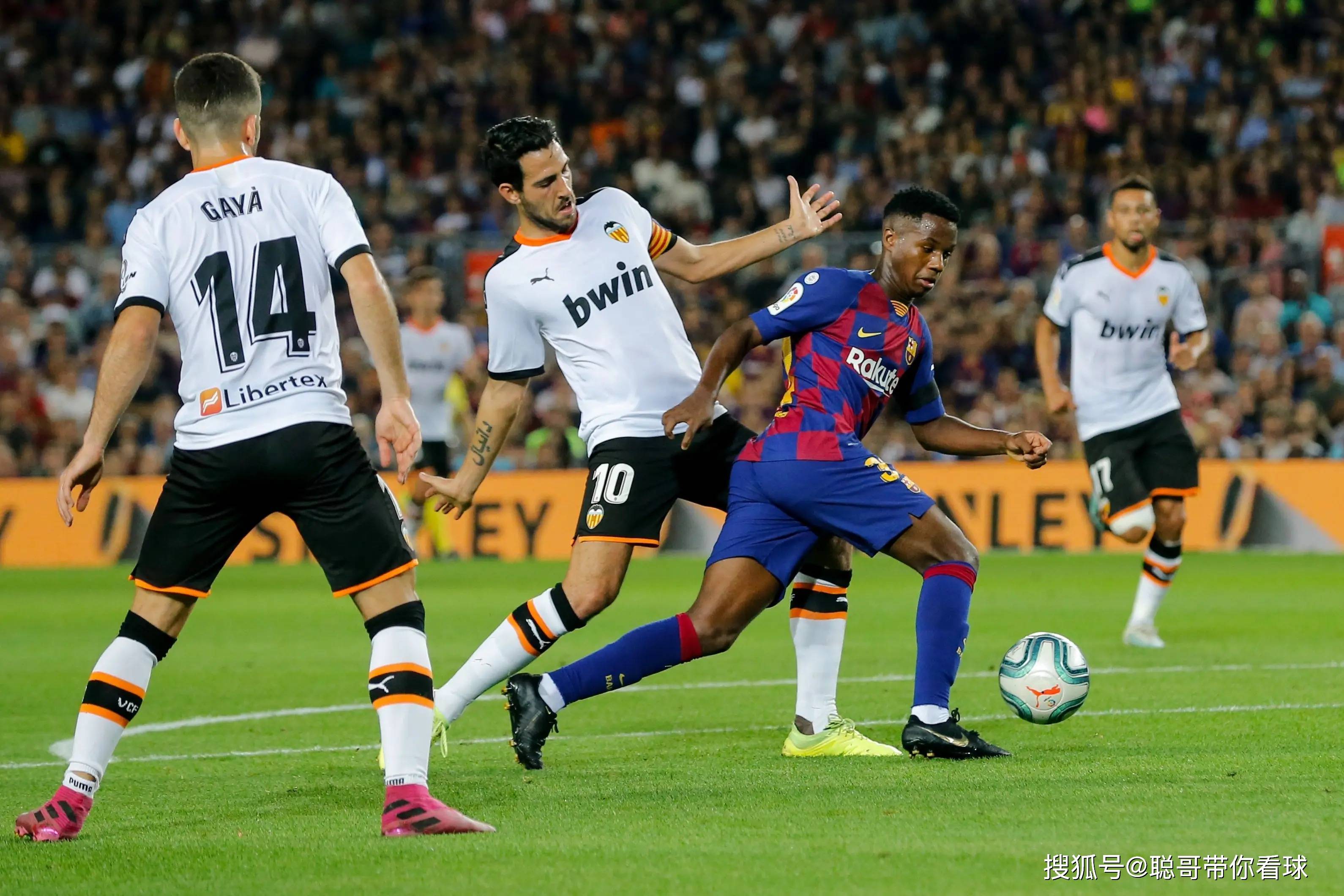 阿贾克斯告捷马赛,成功晋级下一轮的简单介绍 阿贾克斯告捷马赛,成功晋级下一轮的简单介绍