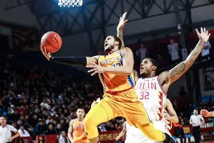 卡斯帕拉客场惨败,积分下滑落寞 卡斯帕拉客场惨败,积分下滑落寞