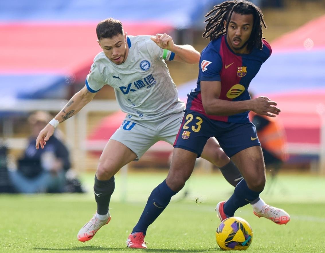 西甲豪门球队在主场比赛中擒获对手