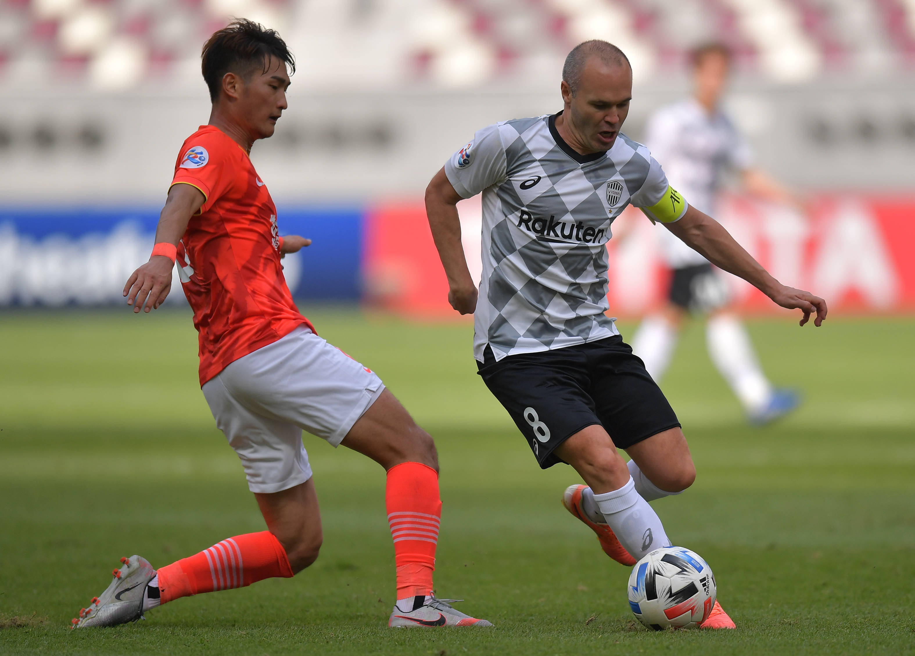 佛山郁亮连续破门,帮助广州恒大取得胜利的简单介绍 佛山郁亮连续破门,帮助广州恒大取得胜利的简单介绍