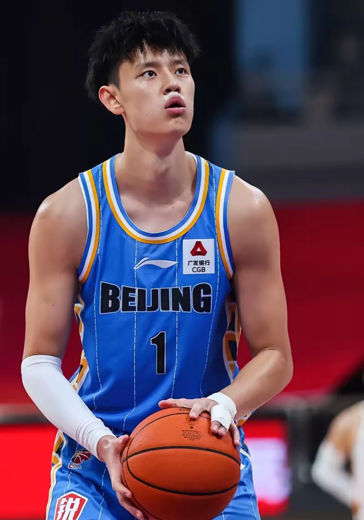 新赛季CBA总冠军恒大重新夺回王座 新赛季CBA总冠军恒大重新夺回王座