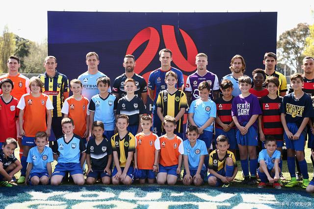 欧洲精英俱乐部的角逐给球迷带来惊喜 欧洲精英俱乐部的角逐给球迷带来惊喜