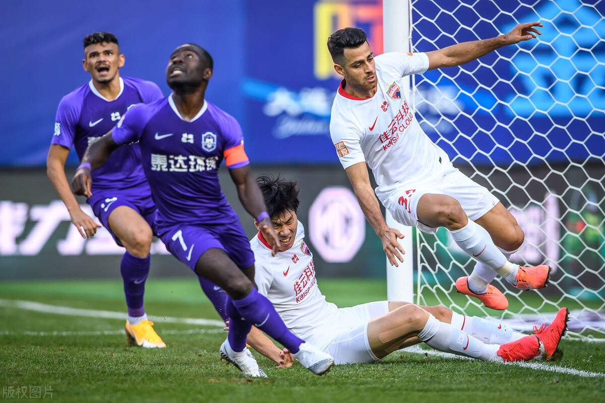 天津泰达主场战胜深圳佳兆业 天津泰达主场战胜深圳佳兆业