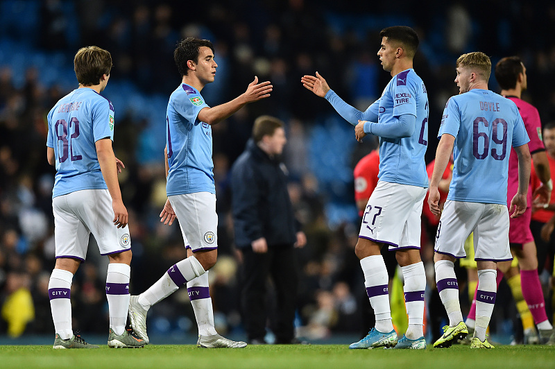 强强对话!豪门球队交锋,激战火爆的简单介绍 强强对话!豪门球队交锋,激战火爆的简单介绍