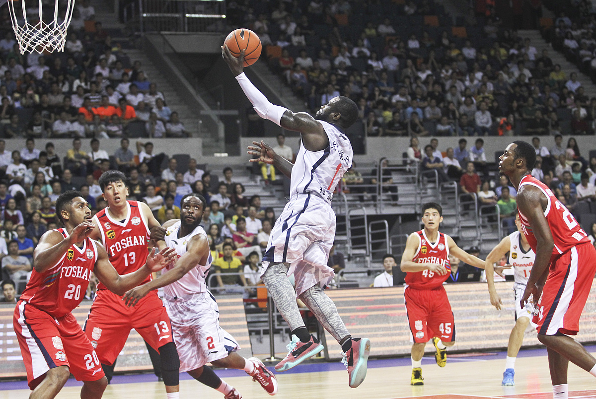 关于热火队近期比赛精彩纷呈,给球迷惊喜的信息 关于热火队近期比赛精彩纷呈,给球迷惊喜的信息