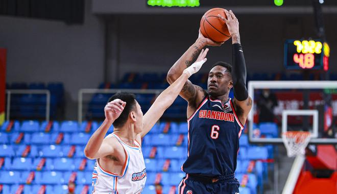 澳门男篮打破僵局,拿下比赛 澳门男篮打破僵局,拿下比赛