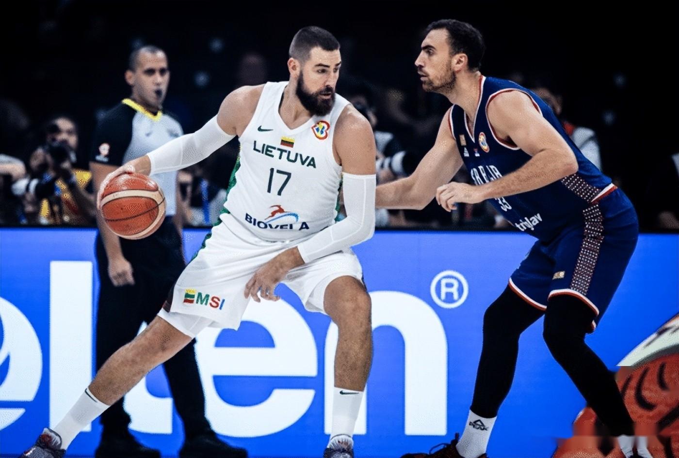 立陶宛球员在比赛中连续进球 立陶宛球员在比赛中连续进球