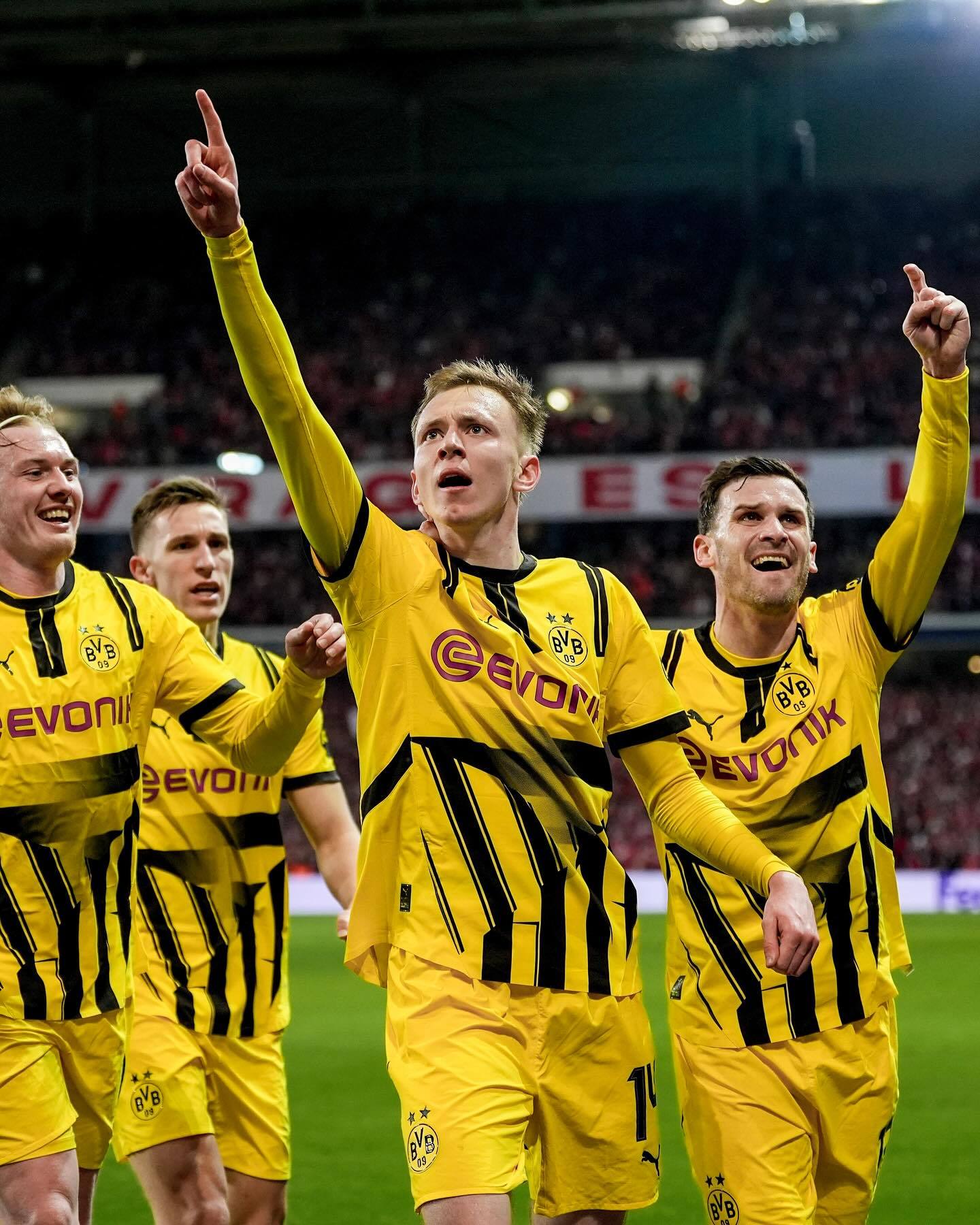 埃因霍恩晋级欧冠半决赛,再次夺冠 埃因霍恩晋级欧冠半决赛,再次夺冠