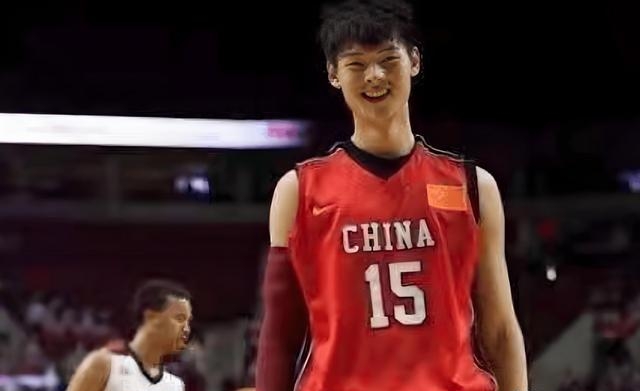 包含灰熊翻盘辽宁队,王哲林惊艳四座的词条 包含灰熊翻盘辽宁队,王哲林惊艳四座的词条